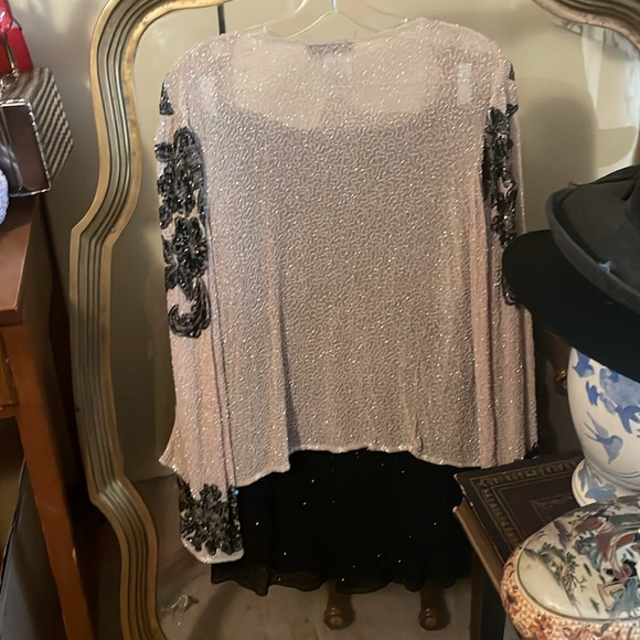 J Laxmi sequin skirt Adrianna Papell sequence blouse - Picture 2 of 4